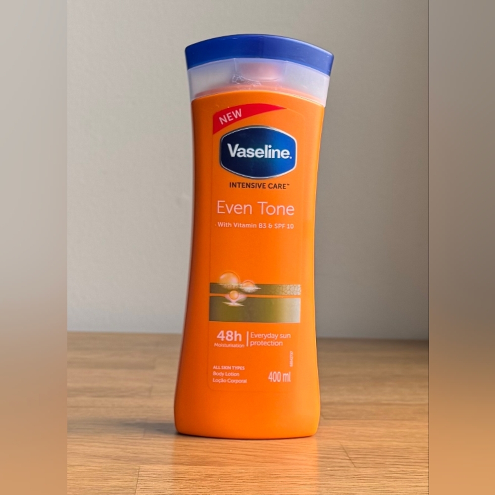VaselineIntensive Eventone Lotion